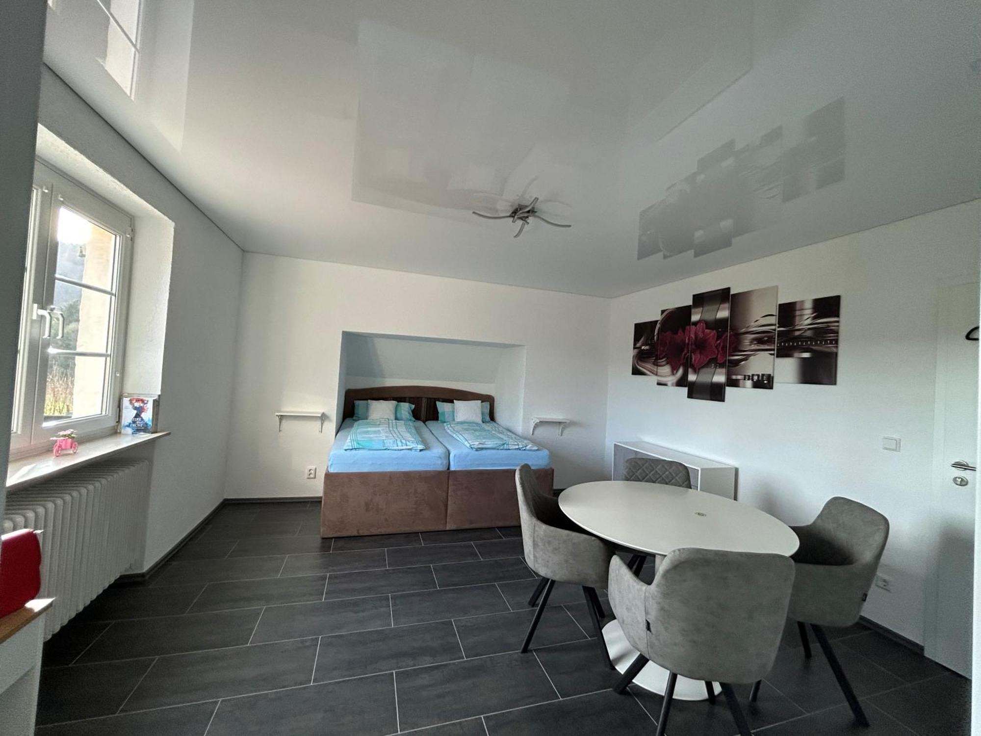 Camping Waldfrieden ซาร์บวร์ก ภายนอก รูปภาพ